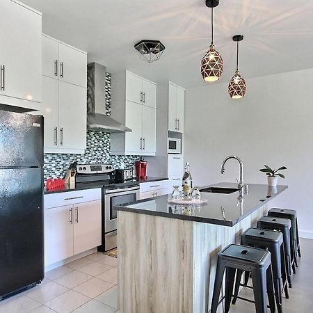 Good Vibes Only -Modern And Spacious 2 Bedroom Condo 4 Beds Free Parking, Gym Ciudad de Quebec Exterior foto